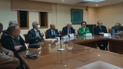 الأعلى للثقافة يناقش أدب نجيب محفوظ وترجماته