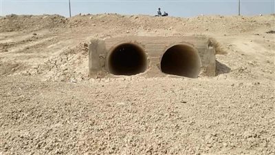 لمواجهة تقلبات الطقس.. تطهير مخرات السيول ومتابعة المعديات بمركز ديرمواس بالمنيا