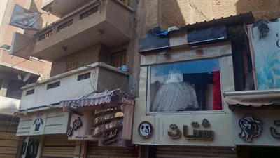 النيابة الإدارية تعاين عقار دسوق المنهار في كفر الشيخ