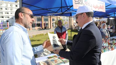 محافظ أسوان يقرر مد فعاليات معرض أيادي مصر إلى الجمعة المقبلة