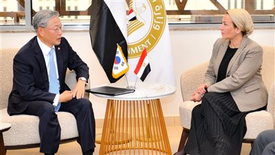 وزيرة البيئة تبحث مع سفير كوريا الجنوبية الاستثمار ونقل التكنولوجيا في إدارة المخلفات الصلبة
