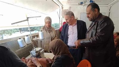 تحت شعار مهنتك مستقبلك.. تنمية مهارات الشباب والفتيات على المهن الحرفية بأبوقرقاص في المنيا 
