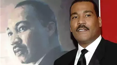 بعد وفاته.. تفاصيل حياة ديكستر سكوت ابن زعيم مارتن لوثر كينج