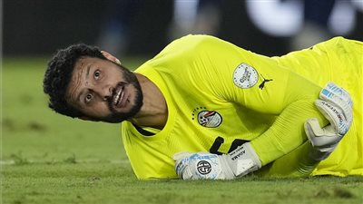 الأهلي يجهز تقارير الجراح الألماني تمهيدًا لطلب تعويض عن غياب الشناوي