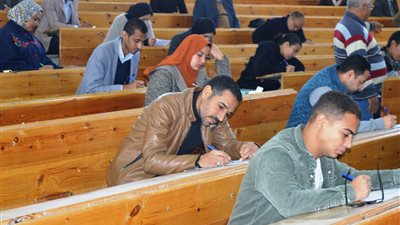 ختام امتحانات الفصل الدراسي الأول بكلية الحقوق في قنا