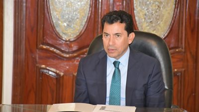 التحلي بالهدوء الأبرز.. نصائح من وزير الرياضة لـ حسام حسن قبل الإعلان عن توليه منتخب مصر