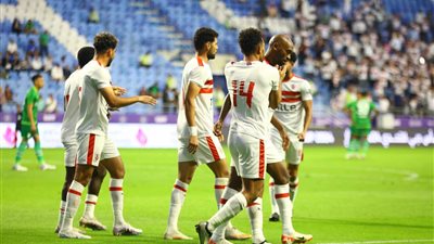 بعد الفوز بكأس دبي.. مكافأة خاصة للاعبي الزمالك من المندوه وحسانين