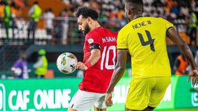 مدافع موزمبيق لـ القاهرة 24: مقابلة محمد صلاح ستبقى في التاريخ بالنسبة لي.. ولم نلعب لصالح مصر أمام غانا