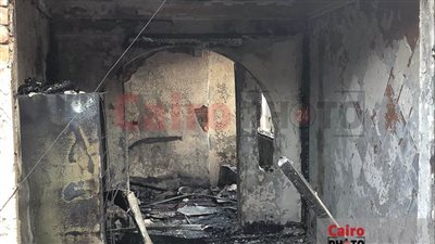 شهود عيان يكشفون تفاصيل وفاة 5 صغار بحريق منزل شبرا الخيمة: بسبب ماس كهربائي بالثلاجة | بث مباشر