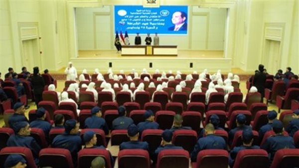 الإفراج عن نزلاء