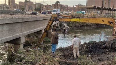 محافظ أسيوط: تطهير الترع والمجاري المائية خلال فترة السدة الشتوية
