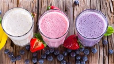 الليمون الساخن وعصير التفاح.. مشروبات تعزز من صحة جهاز المناعة في الشتاء 