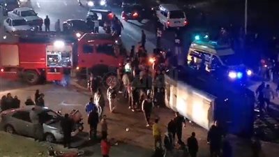 حادث مروع بمحيط النادي الأهلي في مدينة نصر.. انقلاب أتوبيس وسقوط مصابين | صور 