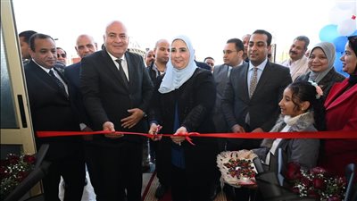 وزيرة التضامن تفتتح مجمع خدمات الأسرة والطفولة في قنا الجديدة