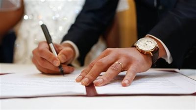 كل حاجة سعرها رفع.. كيف يتعامل المقبلون على الزواج مع زيادات الذهب والشقق والأجهزة الكهربائية؟