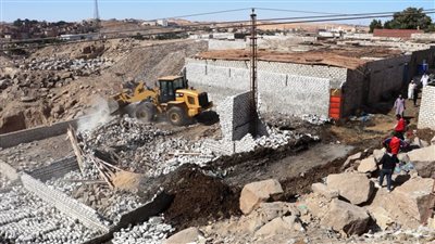 إزالة 22 حالة تعد على الأراضي الزراعية في أسوان