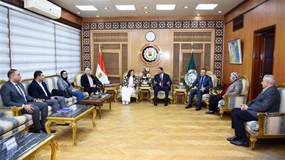 وزيرة الهجرة: حريصون على مكافحة الهجرة غير الشرعية وتوفير البدائل الآمنة لحماية حياة الشباب