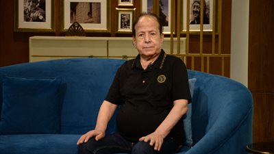 فيروس وكانسر في الكبد.. تفاصيل مرض عادل الفار بعد دخوله العناية المركزة