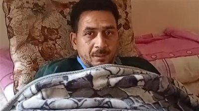 إصابة شاب في الفيوم بقطع أصابعه نتيجة فض مشاجرة: عمولي عجز في إيدي الاتنين.. أنا عايز حقي | بث مباشر