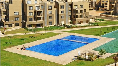 إنقاذ صغير من الغرق داخل حمام سباحة بكمبوند شهير في أكتوبر.. وحجزه بالمستشفى لخطورة حالته