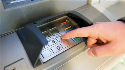 كريدي أجريكول يقرر تعديل حدود استخدامات البطاقات الائتمانية بالعملة الأجنبية بداية من الغد