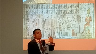 متخصصون يفسرون الدستور الأخلاقي المصري القديم بمعرض الكتاب