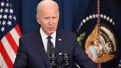 مصطفى بكري يهاجم بايدن: لما تقول السيسي رئيس المكسيك ده دليل أنك معتوه