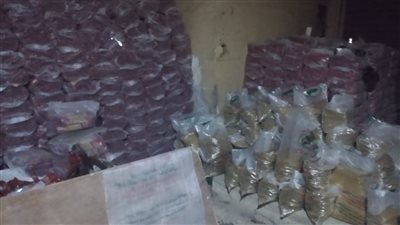 ضبط 6.5 طن مكرونة مخصصة للتموين داخل شكائر بأحد مخازن الإسكندرية 
