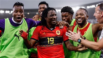 مبلغ مالي كبير وهاتف آيفون 15.. مكافآت كبرى للاعبي أنجولا بعد التأهل لربع نهائي أمم إفريقيا