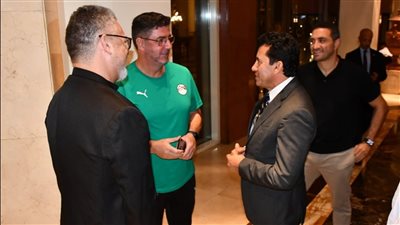 ميكالي الأقرب لخلافة روي فيتوريا في قيادة منتخب مصر