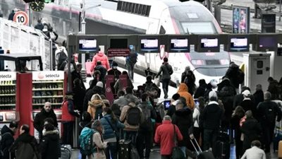 تعطل نظام القطارات السريعة في فرنسا بعد تعرض أنظمتها لهجمات تخريبية