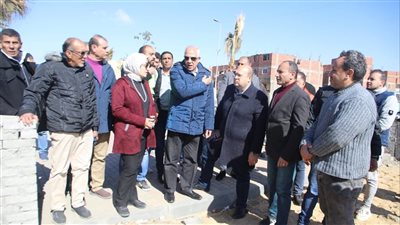 محافظ الجيزة يتفقد مشروع تطوير ورفع كفاءة طريق المنصورية وإنشاء الممشى السياحي