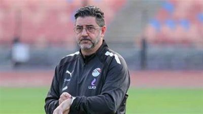 خلال ساعات.. اتحاد الكرة يستعد لإعلان رحيل فيترويا عن إدارة منتخب مصر | بث مباشر