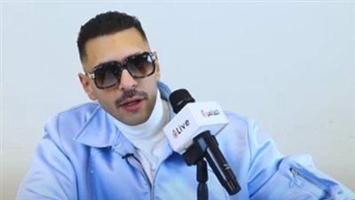 كاسرة التلاتين بس بطل جيلك.. حسن أبو الروس يكشف كواليس أشهر إفيه بمسلسل حالة خاصة 