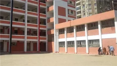 هات 50 ألف ونتنازل.. محاكمة تلميذة ووالدتها بتهمة ابتزاز مدرس في حدائق القبة