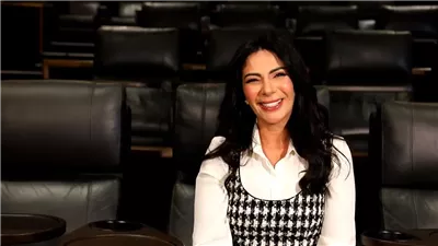 منى زكي ضيفة عمرو أديب في بودكاست برمضان 2024