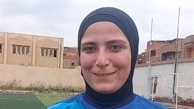 حلمنا نثبت نفسنا.. أول فريق كرة قدم نسائي في المحلة: البنات بتقدر تعمل كل حاجة | بث مباشر