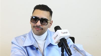 حسن أبو الروس: بقالي 20 سنة شغال بالفن ومحدش يسمع عني حاجة.. وكنت بصرف على نفسي من الإعلانات