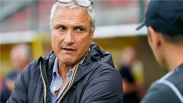 المدرب الفرنسي برنارد