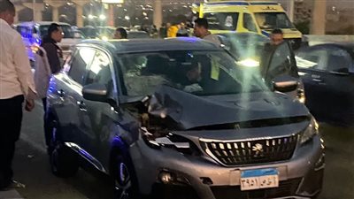 كان بيعدي الطريق.. مصرع شاب في حادث سير بمحور 26 يوليو