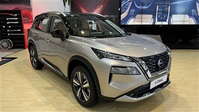 أسعار ومواصفات نيسان إكس تريل في السعودية 