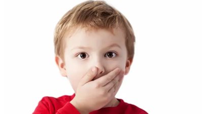 سلوكيات خاطئة وفرط حركة.. دراسة: الكذب على الأطفال يسبب نتائج عكسية