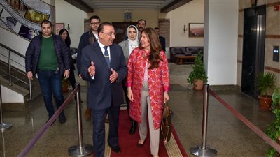 محافظ الإسكندرية يستقبل سفيرة الولايات المتحدة لدى مصر لتعزيز العلاقات الثنائية| صور