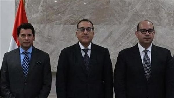 رئيس الوزراء ووزير