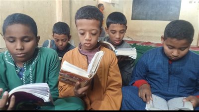 المويسات قرية بأكملها تحفظ القرآن بأسوان.. وأحد المحفظين: فخور بانتمائي لها