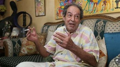وفاة الشاعر مجدي نجيب بعد صراع مع المرض