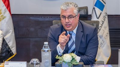 رئيس اقتصادية قناة السويس: نجحنا في استقطاب استثمارات بـ894 مليون دولار خلال 3 أشهر