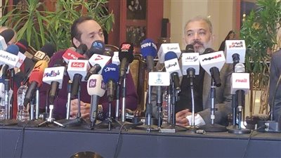 علي الحجار يشكر رئيس دار الأوبرا: عمل حادثة كبيرة لكن أصر يحضر مؤتمر 100 سنة غنا