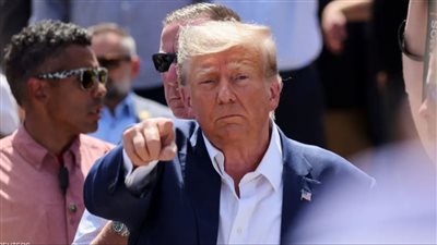 بكلمات قاسية وشتائم.. ترامب يهاجم خصومه ويصفهم بالحثالة البشرية