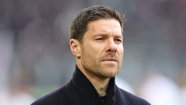 تشافي ألونسو مدرب